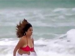 Kiran rathod bouncing boob slip from bikini
