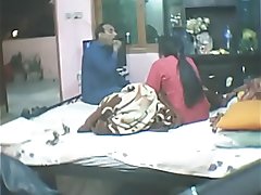 Lucknow Married Mature Indian Couple Bedroom Sex Video